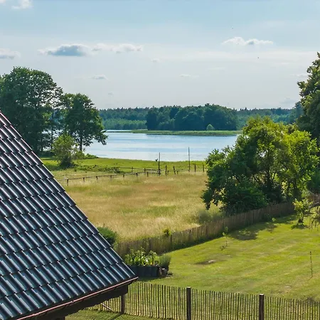 Holiday home Nussdom Nad Samym Jeziorem Sasek Maly