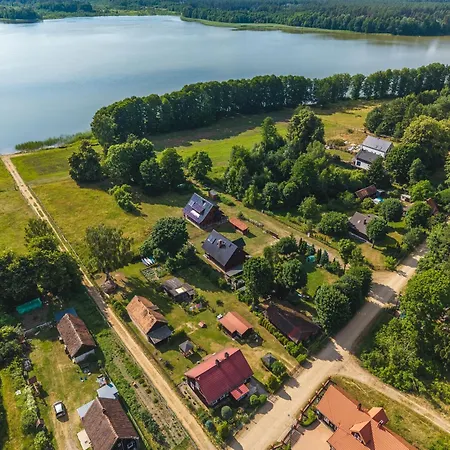 Nussdom Nad Samym Jeziorem * Sasek Maly
